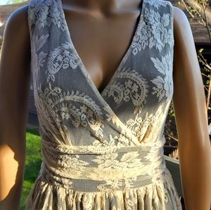 Elegant Newport News Vintage Antique White Lace MIdi Dress SZ 6